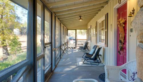 Secluded Mountain Hideaway < 8 Miles to Bass Lake! - Foto 4