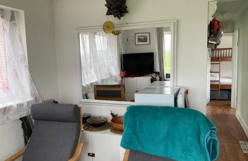 Shirls chalet in Sheppey, Leysdown - Photo 9