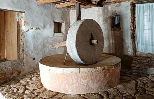 Awesome Apartment In Monticiano - Foto 11