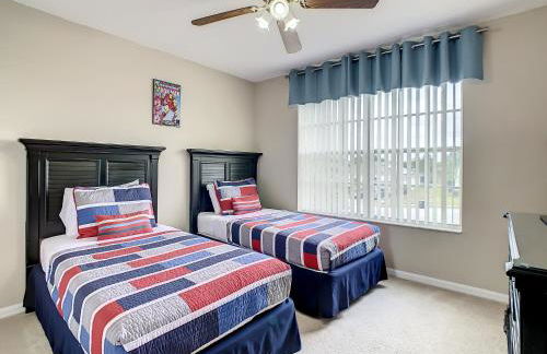 Extended Sun Deck with Private Pool in Gated Quiet Community - Foto 42