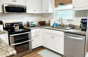 New St George Island Beach Rental Private Pool Golf Cart Included Pet Friendly Direct Beach Access - Foto 33