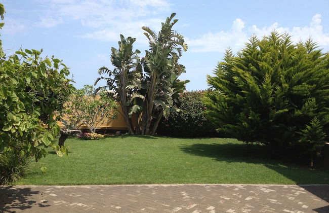 Oceanview Suite - Photo 13