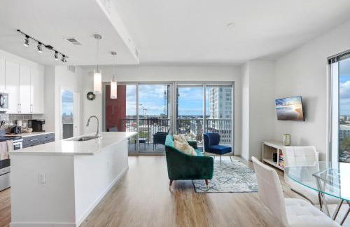 Stunning 2-Bed Condo with Panoramic DT Tampa Views - Foto 7