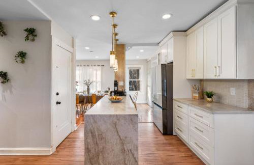 5BR Home Minutes to NYC and FIFA 2026 Sleeps 16 - Foto 25