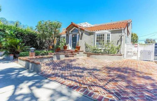 Large 5 BR- Beverly Hills Adj - Foto 1