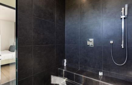 Private LA Retreat w Pool Hot Tub Fire Pit Near Melrose Ave The Martel House by AvantStay - Foto 30