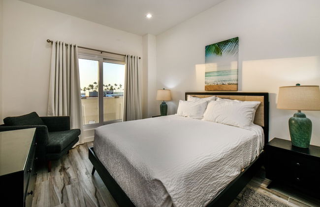 Luxury 2-bedroom Condo Right on the Strip in Palm Beach - Foto 1