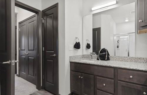 3BR King Bed Balcony North Raleigh - Foto 25