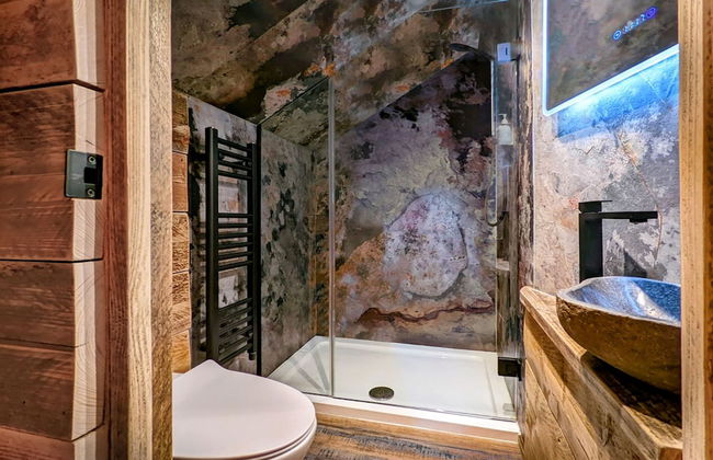 Windermere Central Hotel - Room 4 - Photo 20