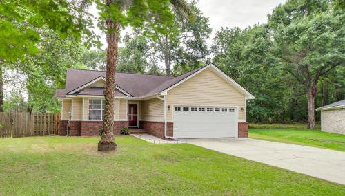 Deck and Yard Savannah Area Retreat! - Foto 3