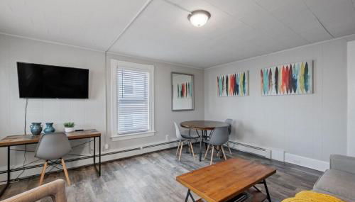 Stylish & Large Top Floor w Private Front Porch - Foto 5