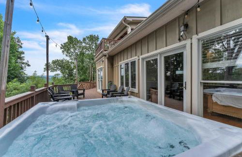 The Retreat at Wildwood - Hot Tub Theater & Deck - Foto 59