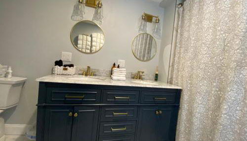 It’s Showtime-Book Lally’s House! Steps to Common! - Foto 5