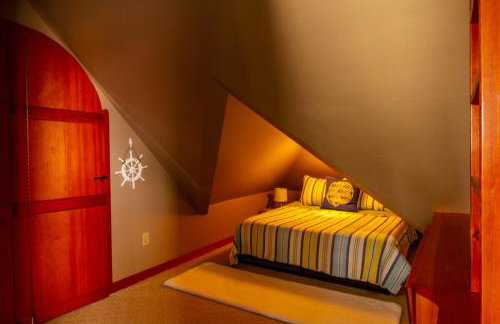 Bristol, RI The Ship of Dreams-Historical District - Foto 31