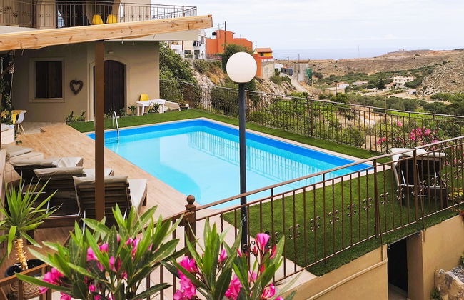 Elia Woodstone Houses - Foto 1