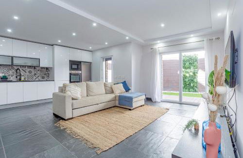 Charming Two-Bedroom Apartment in Zambujeira do Mar by Golden Zenith - Foto 16