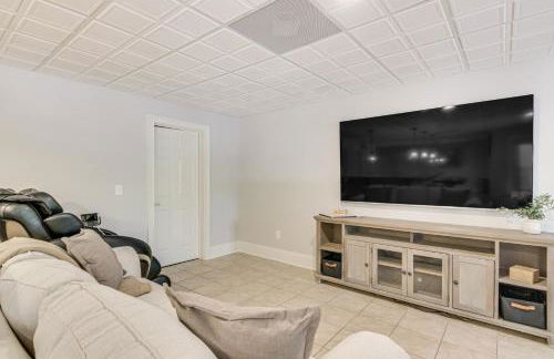 Dock and Home Theater Pet-Friendly Lake Wylie Home - Foto 33