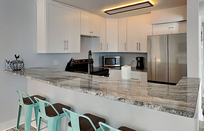 Madeira Beach Yacht Club 215F by Distinctive Beach Rentals - Foto 19