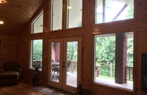 Lake Hamilton Cabin Retreat for Twelve in the Ouachita Mountains, Arkansas - Foto 6