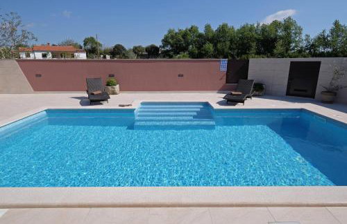 Villa Komel with Pool - Foto 7