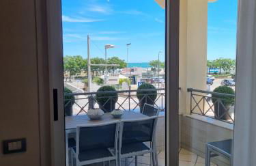 BMP APARTMENT ATMOSPHERE 2 CENTRALE, VISTA MARE, parcheggio - Foto 1