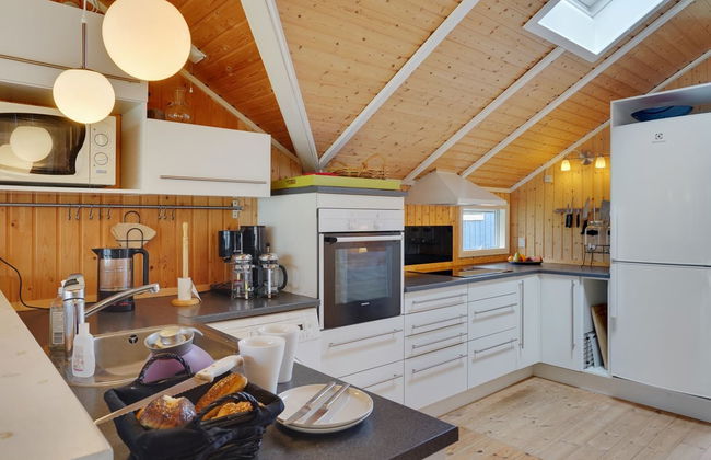 "Norna" - 300m from the sea - Foto 11