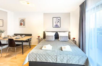 Charmantes 3-Zi-Apartment am Schlössle in Lechhausen-Garage-Balkon-Küche-Smart TV - Foto 13