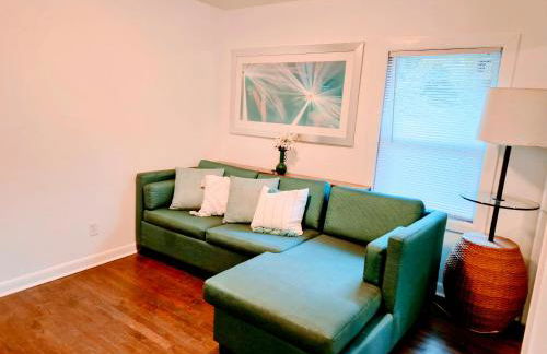 Cozy 4 bedroom home & Large Fenced Yard - Foto 11