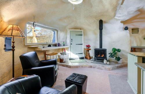 Less Than 6 Mi to Arlington Whimsical Stone Abode! - Foto 5