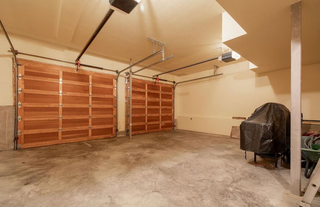 MODERN 4,500 sqft Ski Chalet: 5 Br + 6 Ba | Pool Table | Pool + PRIVATE Hot Tub - Photo 69