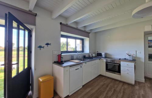 Charming Breton Holiday Home Right by the sea - Photo 9