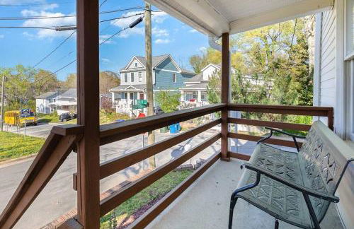 Downtown home! Walk to Bulls Stadium, DPAC & food - Foto 5