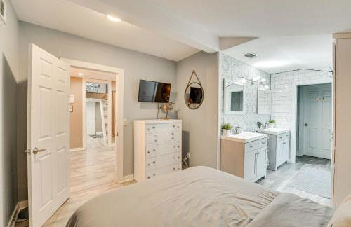 Family Home with Private Pool 24 Mi to Disney! - Foto 18