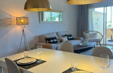 Luxury Apartment Elviria Hills - Stunning Views - Photo 11