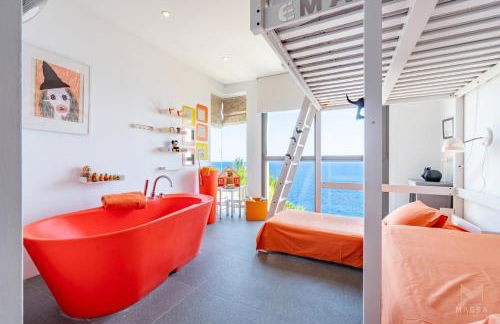 Can Ema, villa moderna con piscina frente al mar - Foto 56