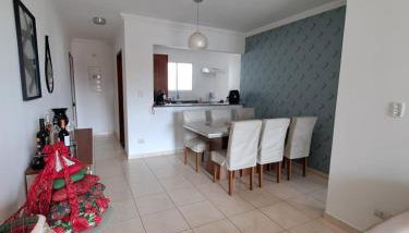 LINDO APARTAMENTO EM UBATUBA NA PRAIA DO ITAGUA, SAUNA, PISCINA, WI-FI, AR CONDICIONADO, 2 VAGAS DE ESTACIONAMENTO e BELA VISTA DA SACADA - Foto 2