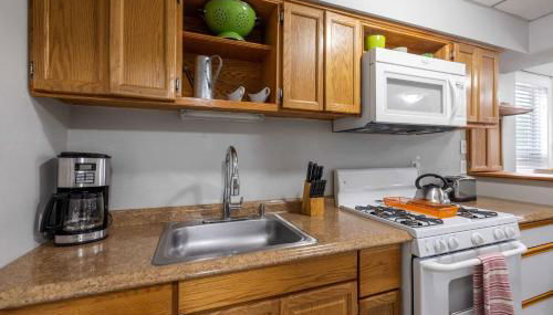 Bright & Chic 1st Flr Studio - Short-Midterm Stays - Foto 4