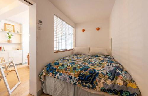 Lovely self-contained basement studio with kitchen - Foto 12