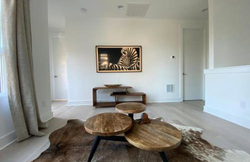 Entire Home Close to BOA Stadium & City - Foto 39