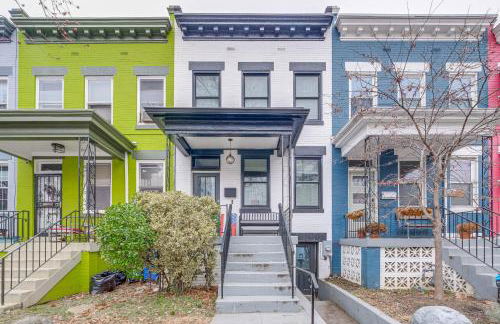 Walkable Location Modern DC Apt with Yard Access! - Foto 2