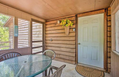 Cozy, Secluded Davis Cabin on 60 Wooded Acres - Foto 16