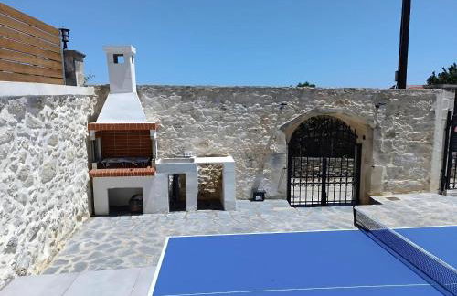 Villa Angelo, Traditional Cretan Stone Villa with Pool & Countryside Views - Foto 45