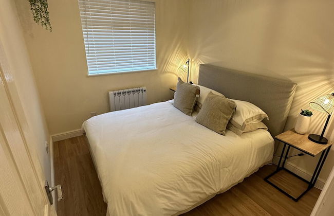 Charming 2-bed Apartment in Danbury, Essex - Foto 8