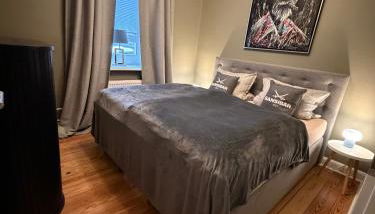 Moderner Altbaucharme in zentraler Lage - Photo 5