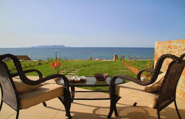 Beach Front Villa Maria - Foto 1