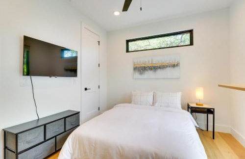 Chic Austin House with Spacious Backyard and Hammock - Foto 23