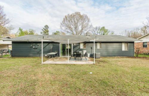 Cheerful 3 BR 2BA Home in Great Neighborhood! - Foto 39