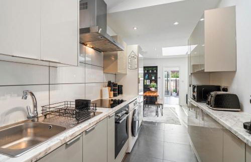 Cosy hideaway with private patio - Foto 34