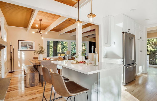 Hot Tub, Sauna, Game Room Modern 5bdr Family Cabin Homewood by Avantstay - Foto 38