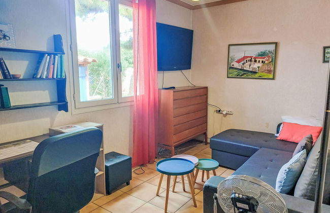 3 bedroom House in Solliès-Pont with private pool and garden - Photo 29